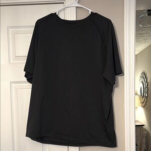 Under Armor Men's Black Tactical Loose Fit Shirt Size XL